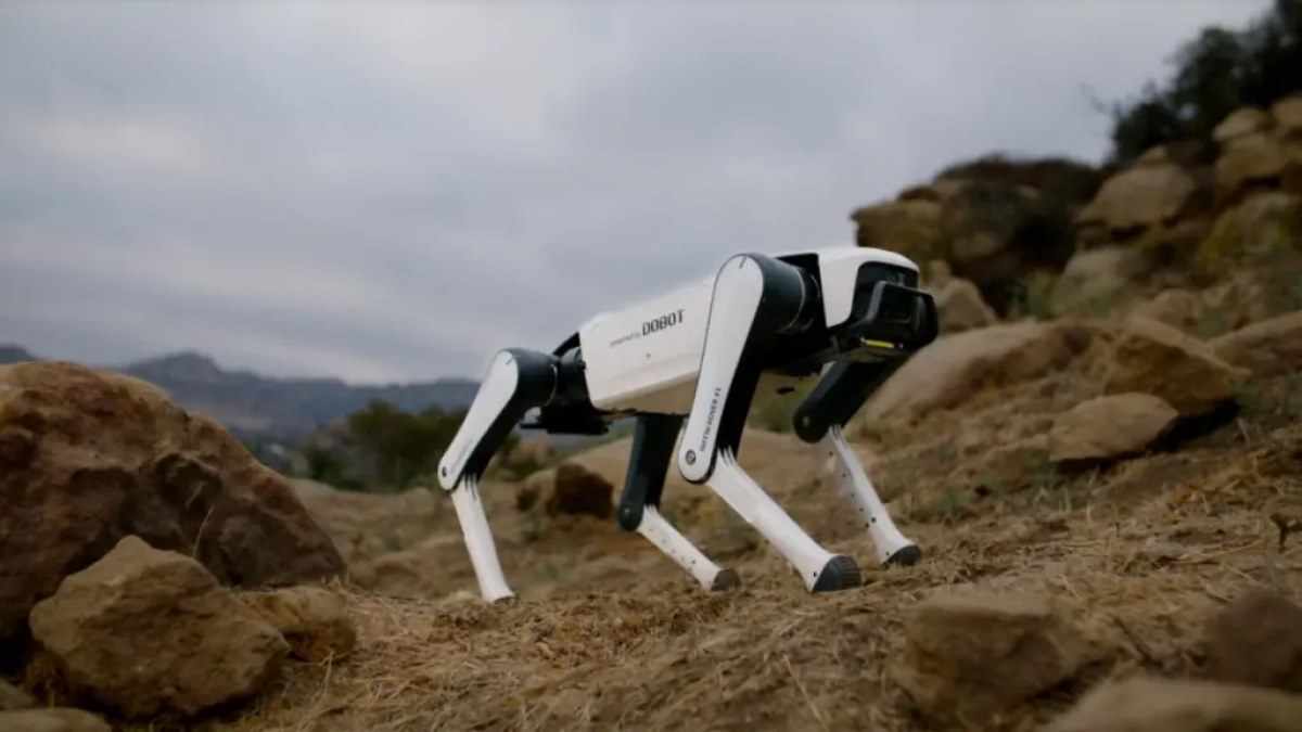 روبات خانگی Dobot Rover X1 معرفی شد ؛ سگ رباتی هوشمند با قیمت هزار دلار