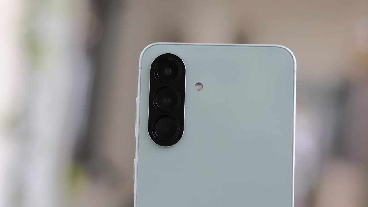 تفاوت Galaxy AI و Awesome Intelligence در گوشیهای جدید سامسونگ چیست؟